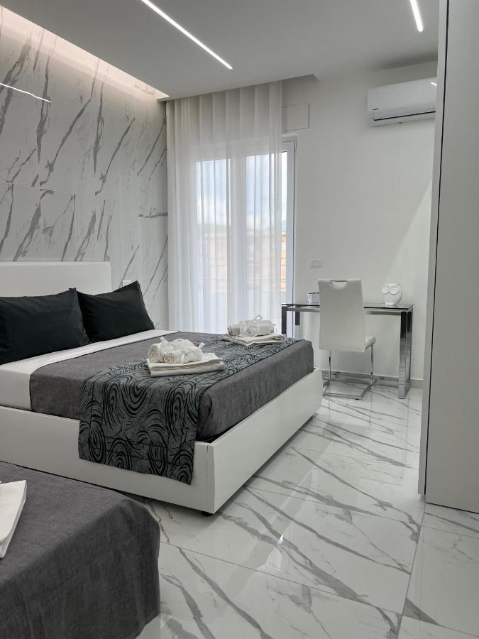 White Elegance Luxury B&B Казерта Екстер'єр фото