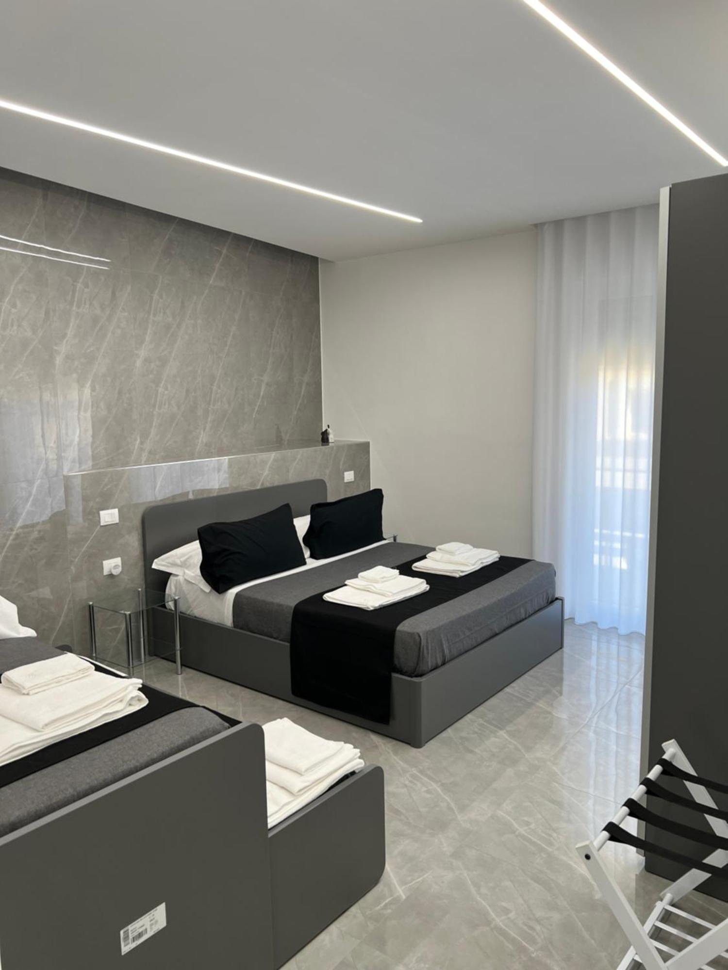 White Elegance Luxury B&B Казерта Екстер'єр фото